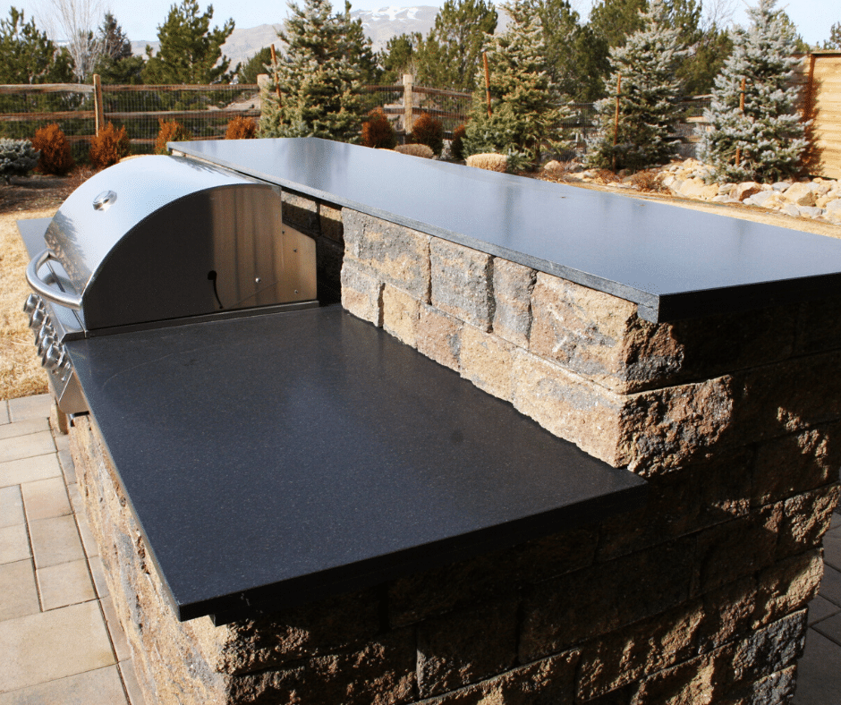 outdoor kitchen hardscaping